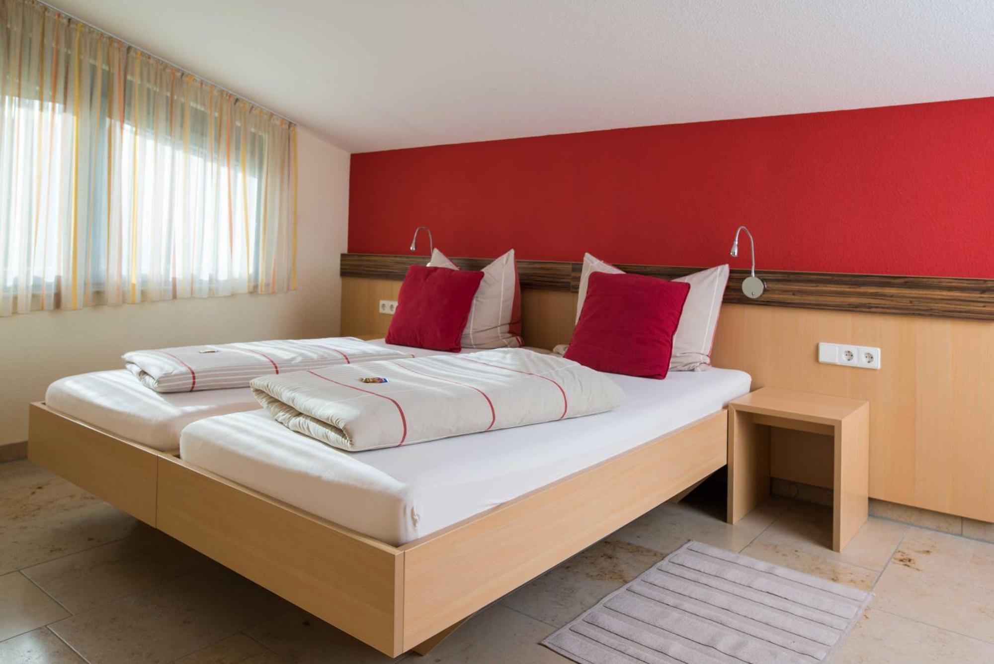 Muellers Weingut Und Weinstube Im Auerberg Apartment Nordheim  Екстериор снимка